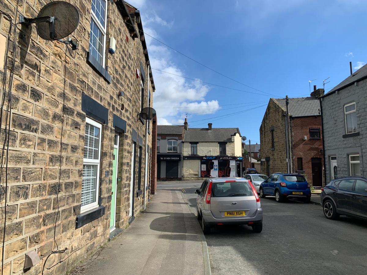 Contemporary & Chic Inner Terrace 5 Mins From Barnsley Town Centre エクステリア 写真